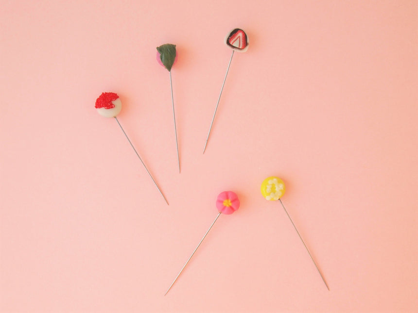 Cute Needle Pins For Dress Making Sewing ｜"Wagashi"（Japanese Traditional Sweets ) ｜Mebosohachirobeeshouten｜Kanazawa Ishikawa Japan