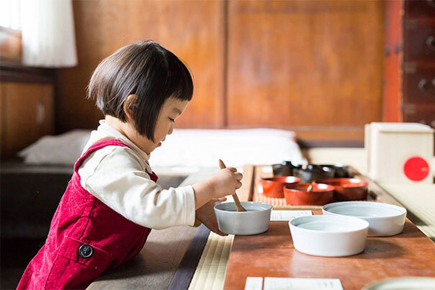 徳島県から 大谷焼の こぼしにくい器／0歳からの伝統ブランドaeru